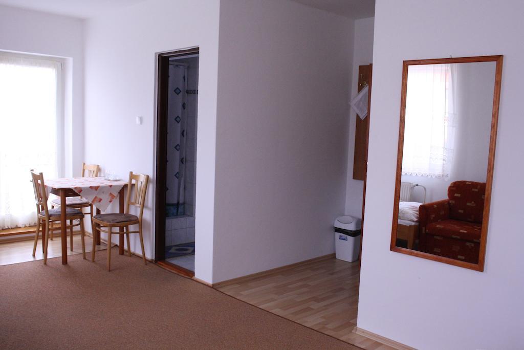 Penzión Koras Vrutky Bagian luar foto